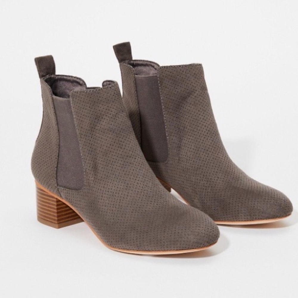 Perf Chelsea Bootie